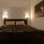 Downtown Suite